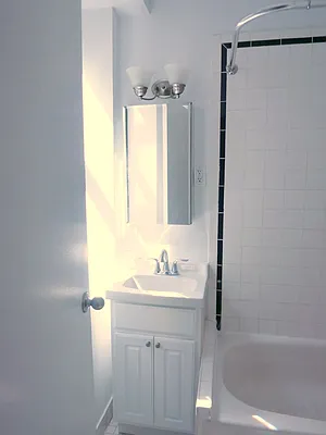 Rented by Botensten Properties International | media 32