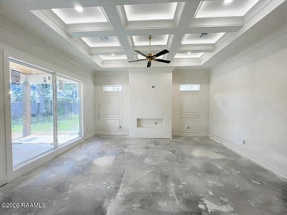 2nd image of 206 Commons Dr