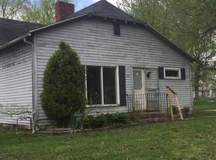 322 S 5th St, Farmersburg, IN 47850