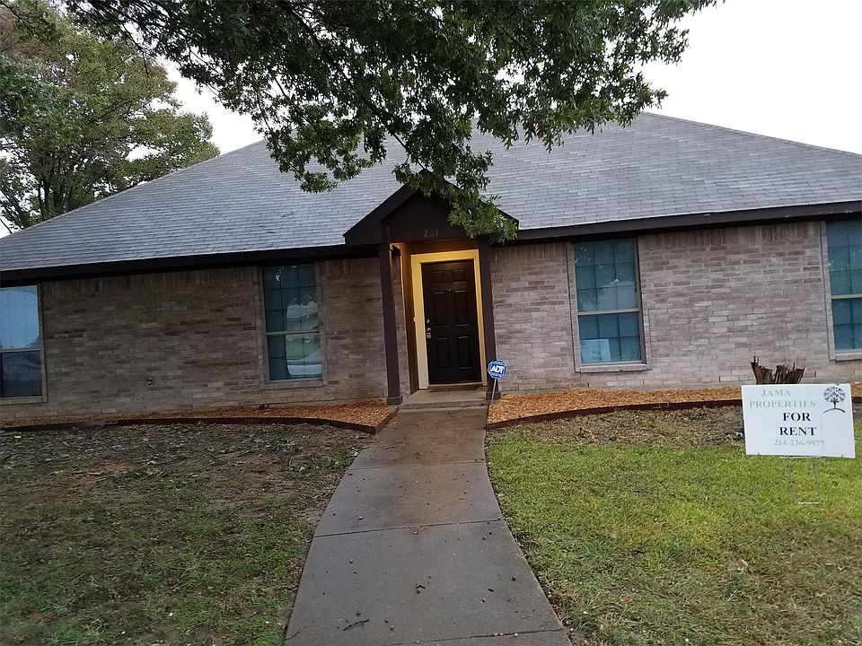 1st image of 201 Gregory Dr