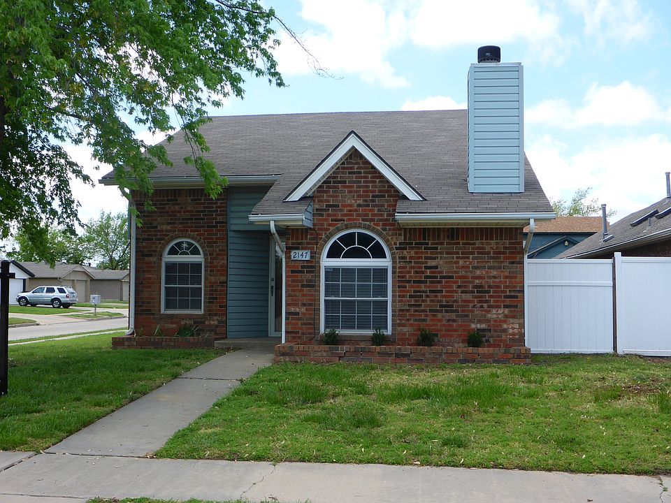 1st image of 2147 Goodrich Dr