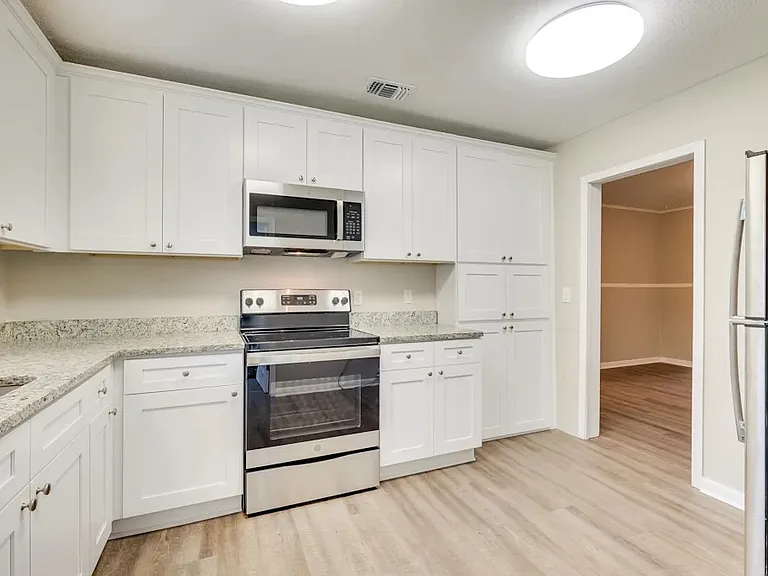 6716 Wurn Park Ct — Photo 5