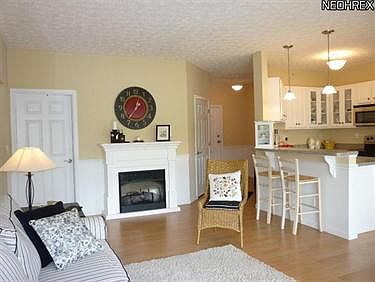 5th image of 618 Aqua Marine Blvd