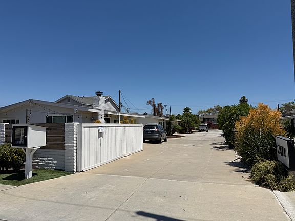 3rd image of 2474 Elden Ave #B