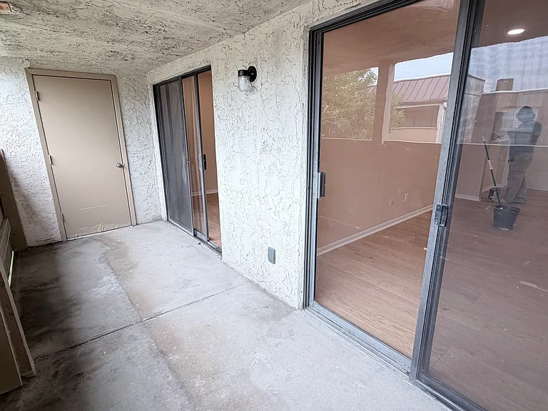 8435 Hearth Dr — Photo 20