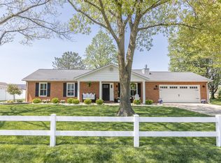 4 Hunters Trl, Mascoutah, IL 62258