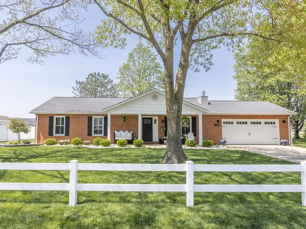 4 Hunters Trl, Mascoutah, IL 62258