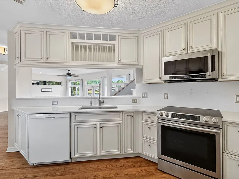 1625 Abrams Rd — Photo 16
