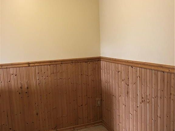 4th image of 35 Park Ave APT 4T