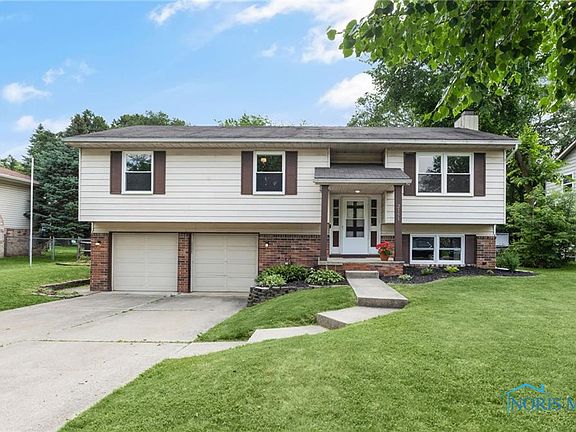 2nd image of 2151 Blackthorn Dr