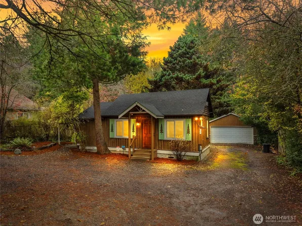 735 NE McWilliams Road, Bremerton, WA 98311