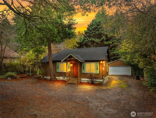 735 NE McWilliams Road, Bremerton, WA 98311