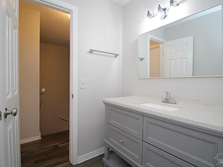 7225 Dogwood Terrace Dr — Photo 23
