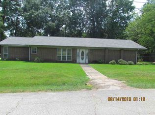 715 Ray St, Carthage, TX 75633