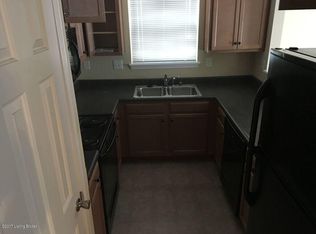 6304 Valley Forest Dr, Louisville, KY 40219