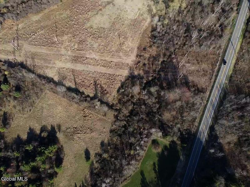 4th image of L18 County Highway 131A
