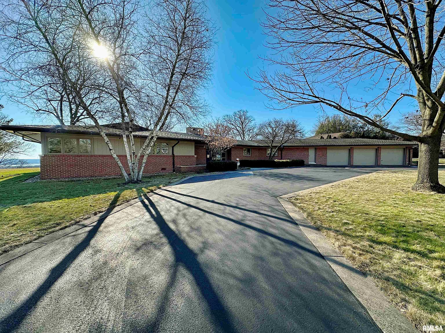 390 E High Point Rd, Peoria, IL 61614 Zillow