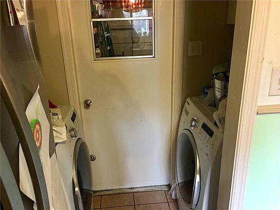 5th image of 3505 McDonald Cir