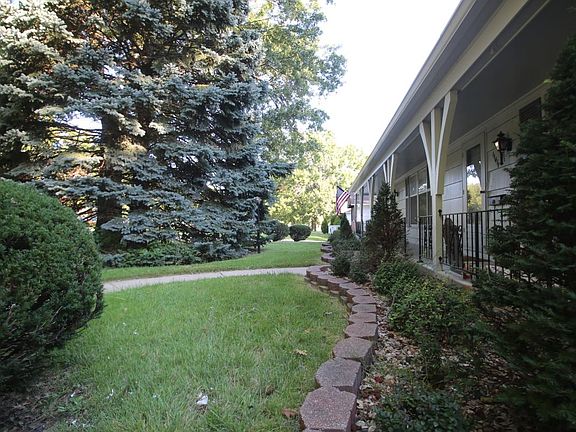 2nd image of 11411 Minor Dr