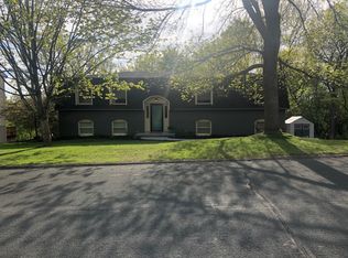 6648 Canterbury Ln, Eden Prairie, MN 55346