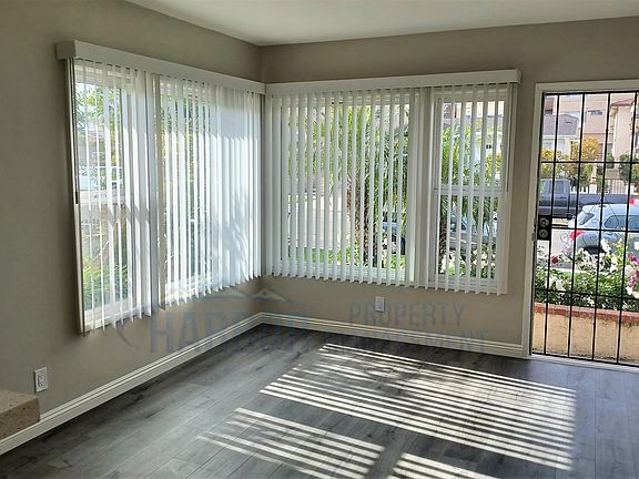 3rd image of 1124 S Alma St