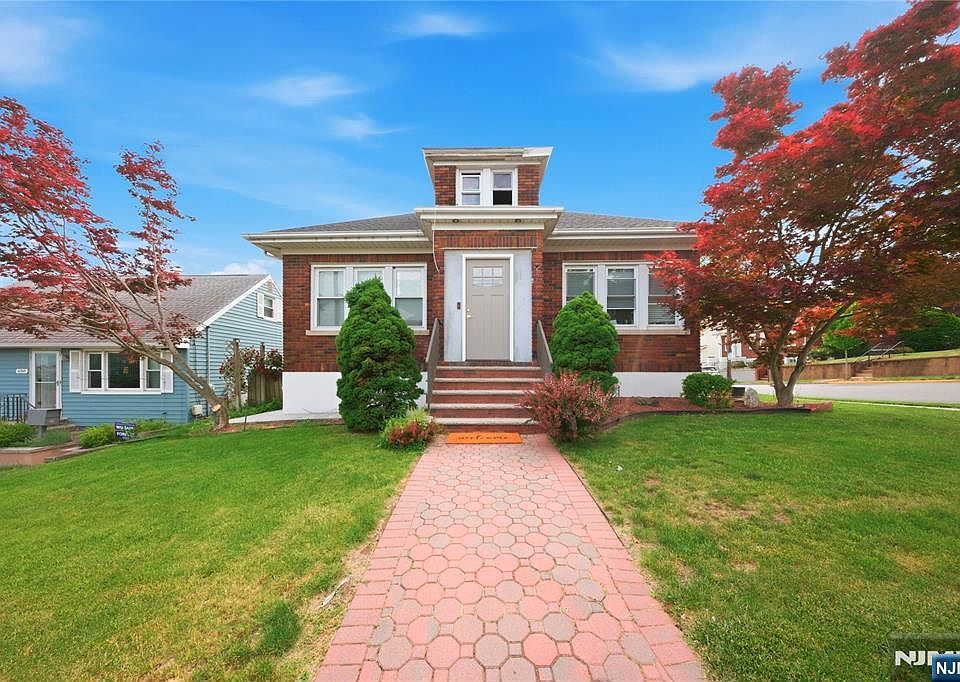1st image of 596 Moonachie Ave