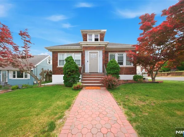 596 Moonachie Ave, Wood Ridge, NJ 07075