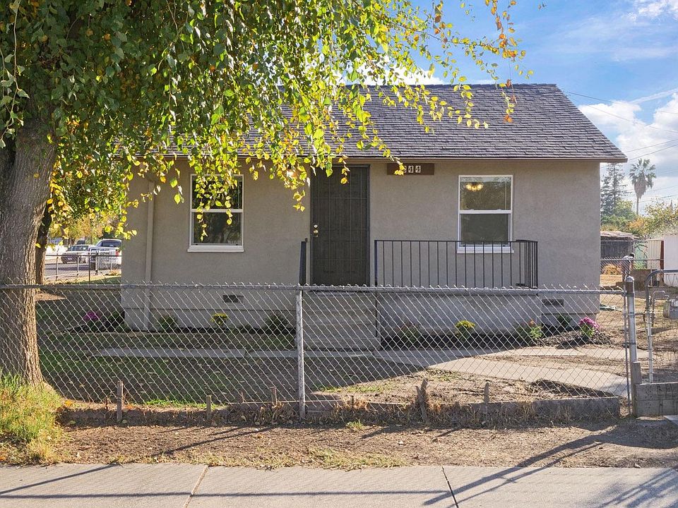 1st image of 244 Mosswood Ave