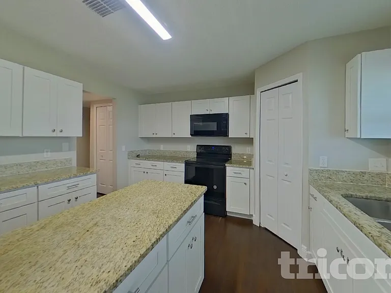 1730 Sunset Ridge Dr — Photo 5
