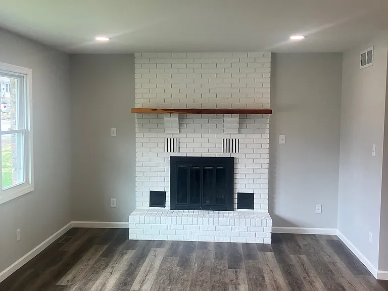 200 S Taylor Ave — Photo 8