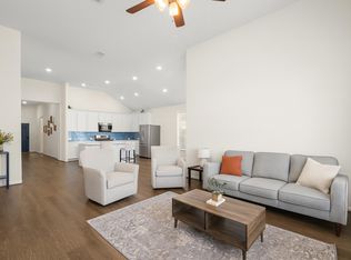 104 Camella St, Liberty Hill, TX 78642