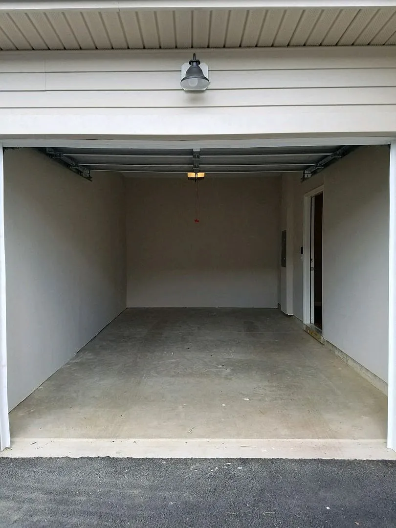 Village at Gantz Meadows 7131 — Photo 3