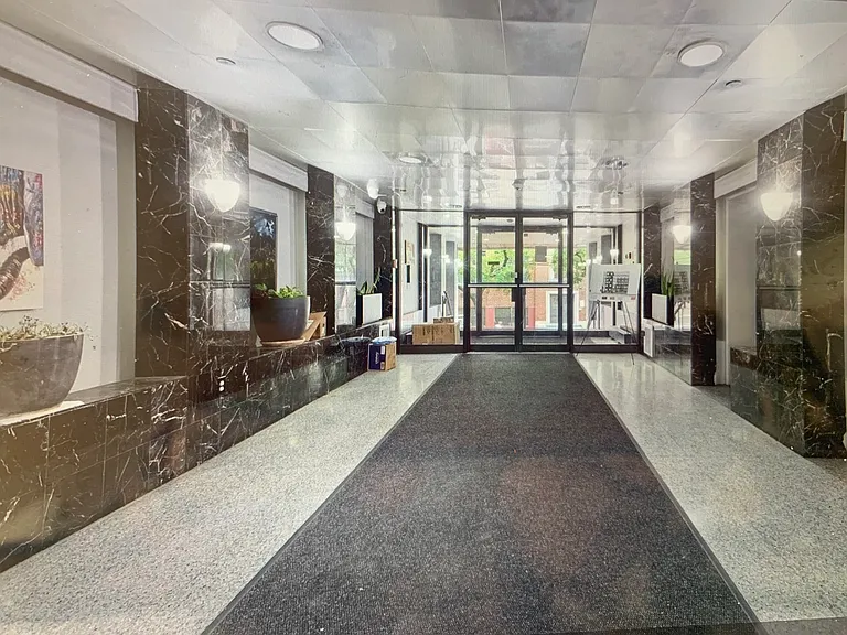 44 Sherman Ave #2J — Photo 6