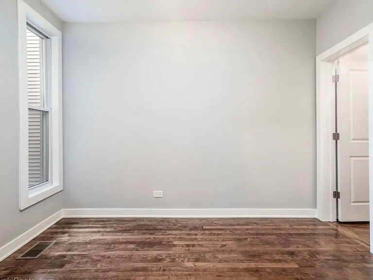 4816 N Kilpatrick Ave — Photo 11