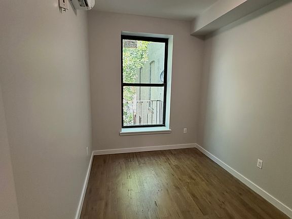 4th image of 175 E 116th St #4