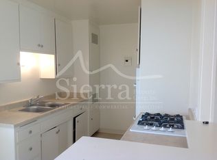 29 Broadmoor Plz APT 8, Santa Barbara, CA 93105