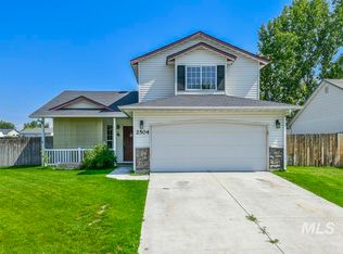 2504 S Bluegrass Ave, Nampa, ID 83686