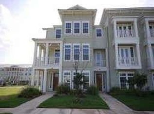 31 Rafters Row, The Woodlands, TX 77380