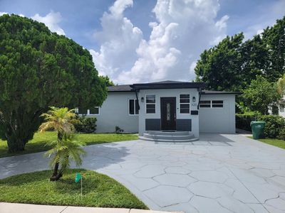 420 NW 104th Ter, Miami, FL, 33150