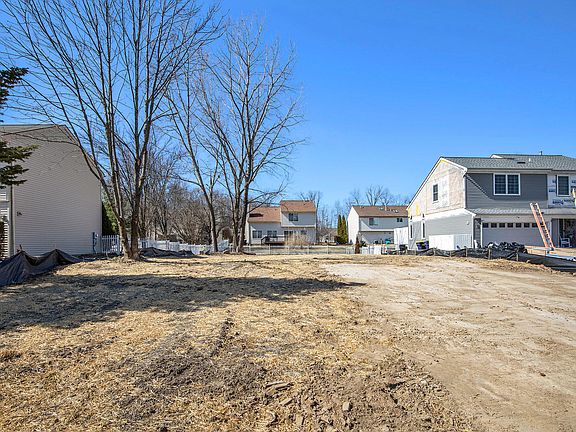 2nd image of 1757 Dartmoor Dr