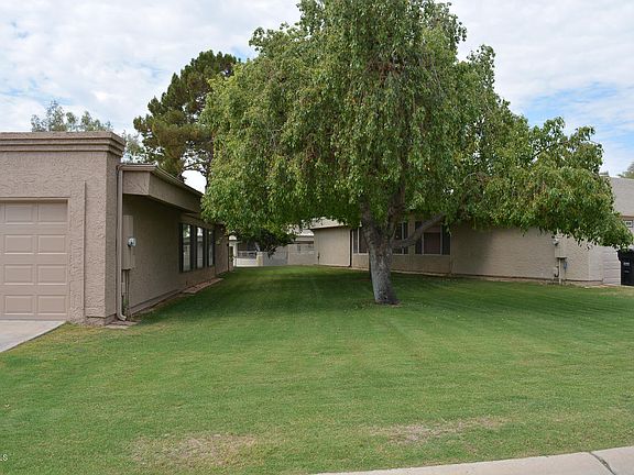 3rd image of 8006 N Via Verde