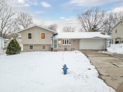 600 Beverly Hills St, Waterloo, IA, 50701