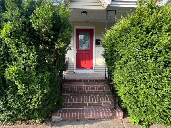 (undisclosed Address), Dedham, MA 02026