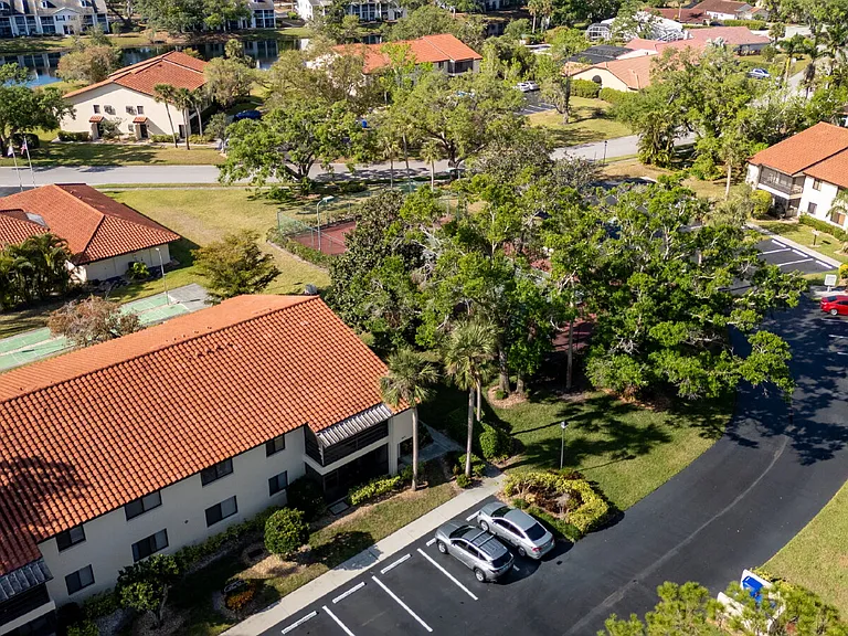 5671 Gardens Dr #202 — Photo 4