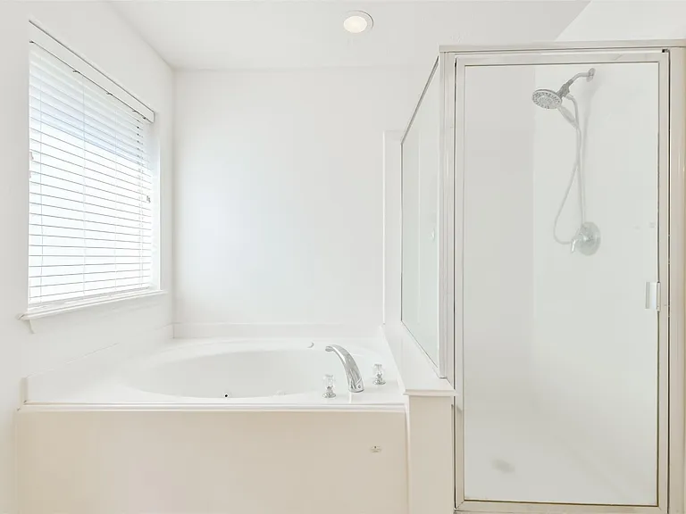 2507 Liza Ct — Photo 22