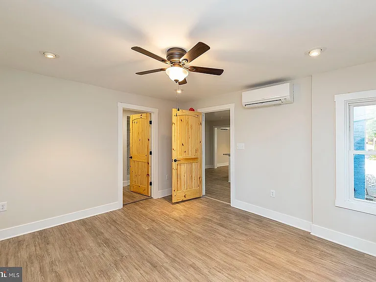 550 N Loudoun St #1 — Photo 8