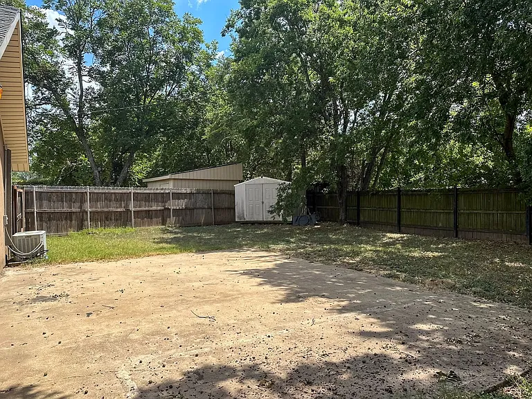 5214 Lane St — Photo 20