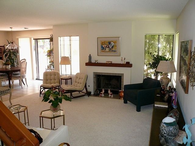 2nd image of 8377 Suntree Pl