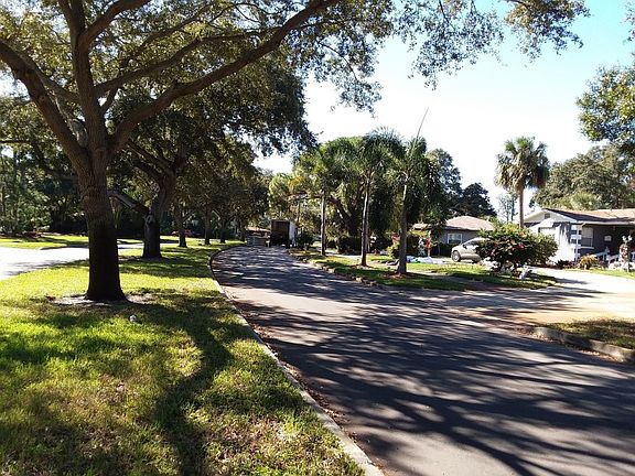 5th image of 735 Bayou Blvd S