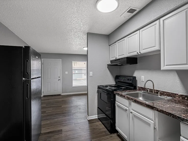 Palm Square Homes — Photo 48